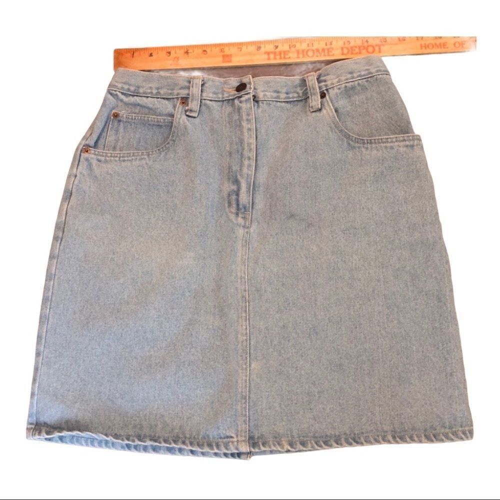 𝅺VINTAGE Bill Blass denim skirt